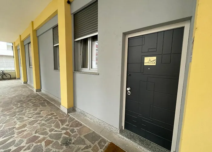 Гостевой дом Casa Sforza Fondazione Prada 3*